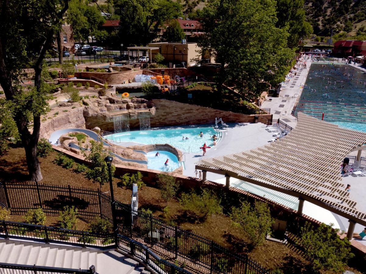 Glenwood Hot Springs Resort Glenwood Springs Exterior foto